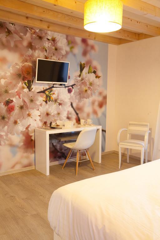 Ome Sweet Home Laubressel Habitación foto